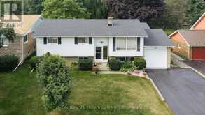 266 PARKER STREET | Kincardine Ontario | Slide Image Two