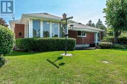 34 WARNER STREET | St. Marys Ontario | Slide Image Thirty-four