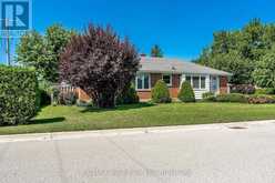 34 WARNER STREET | St. Marys Ontario | Slide Image Four