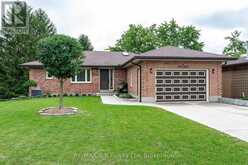 6 HILLSIDE COURT | St. Marys Ontario | Slide Image One