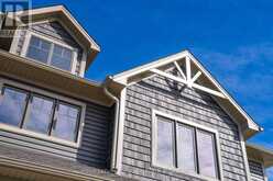 17 SWAIN CRESCENT | Collingwood Ontario | Slide Image Five