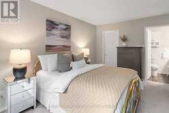 25 GREEN BRIAR DRIVE | Collingwood Ontario | Slide Image Fifteen