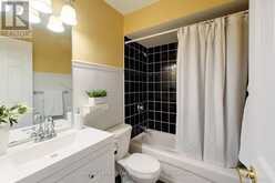 25 GREEN BRIAR DRIVE | Collingwood Ontario | Slide Image Twenty-two