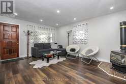 27 PEEL STREET | Penetanguishene Ontario | Slide Image Twelve