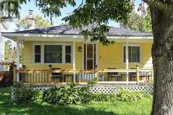 27 PEEL STREET | Penetanguishene Ontario | Slide Image One
