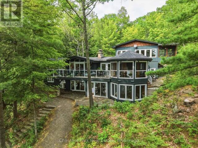 UNIT 1 - 1162 OSBORNE POINT ROAD Huntsville Ontario, P1H 2J3 - 5 Bedrooms Waterfront Home For sale