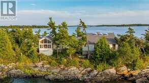 1 B427 TURNING ISLAND | The Archipelago Ontario | Slide Image Two
