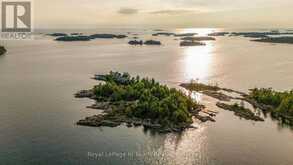 1 B427 TURNING ISLAND | The Archipelago Ontario | Slide Image Forty-five