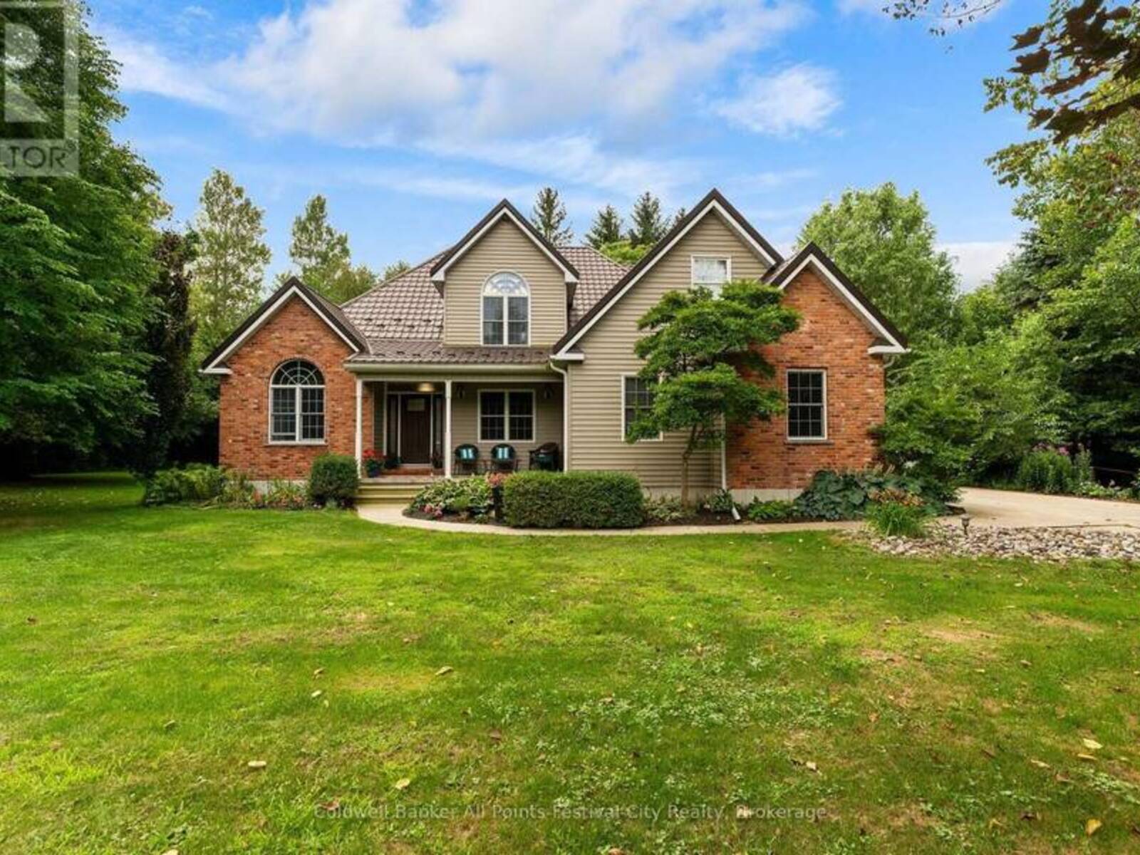 32 CHRISTY STREET, Bayfield, Ontario N0M 1G0