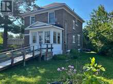 151 ROYAL STREET | Gravenhurst Ontario | Slide Image One