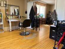 151 ROYAL STREET | Gravenhurst Ontario | Slide Image Five