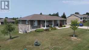 42 JOHN STREET | North Huron Ontario | Slide Image Two