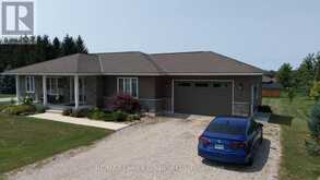 42 JOHN STREET | North Huron Ontario | Slide Image Thirty-three