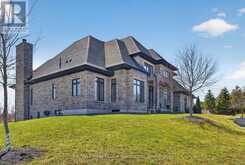 7645 MALTBY ROAD E | Puslinch Ontario | Slide Image Three