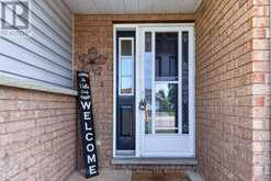 3 COPELAND STREET | Penetanguishene Ontario | Slide Image Two