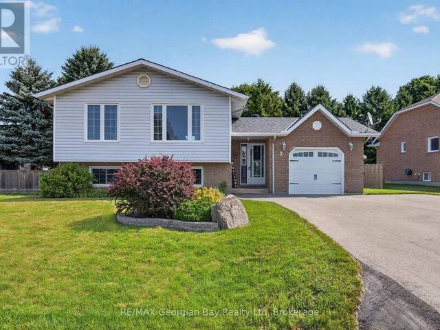 3 COPELAND STREET Penetanguishene Ontario, L9M 1K3 - 4 Bedrooms Home For Sale