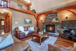 805 EASTDALE DRIVE | Wasaga Beach Ontario | Slide Image Twelve
