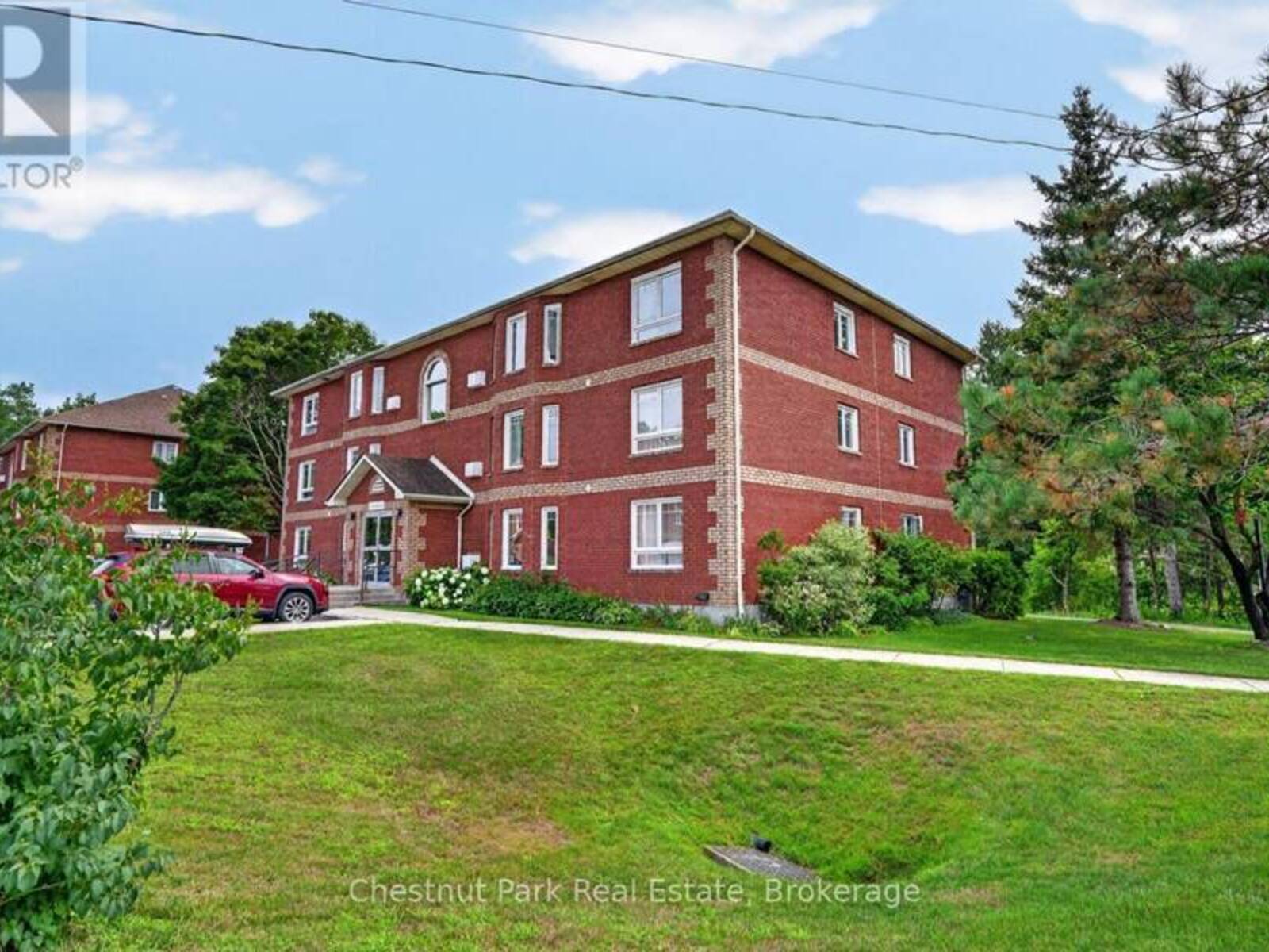 202C - 661 CEDAR LANE, Bracebridge, Ontario P1L 1N9