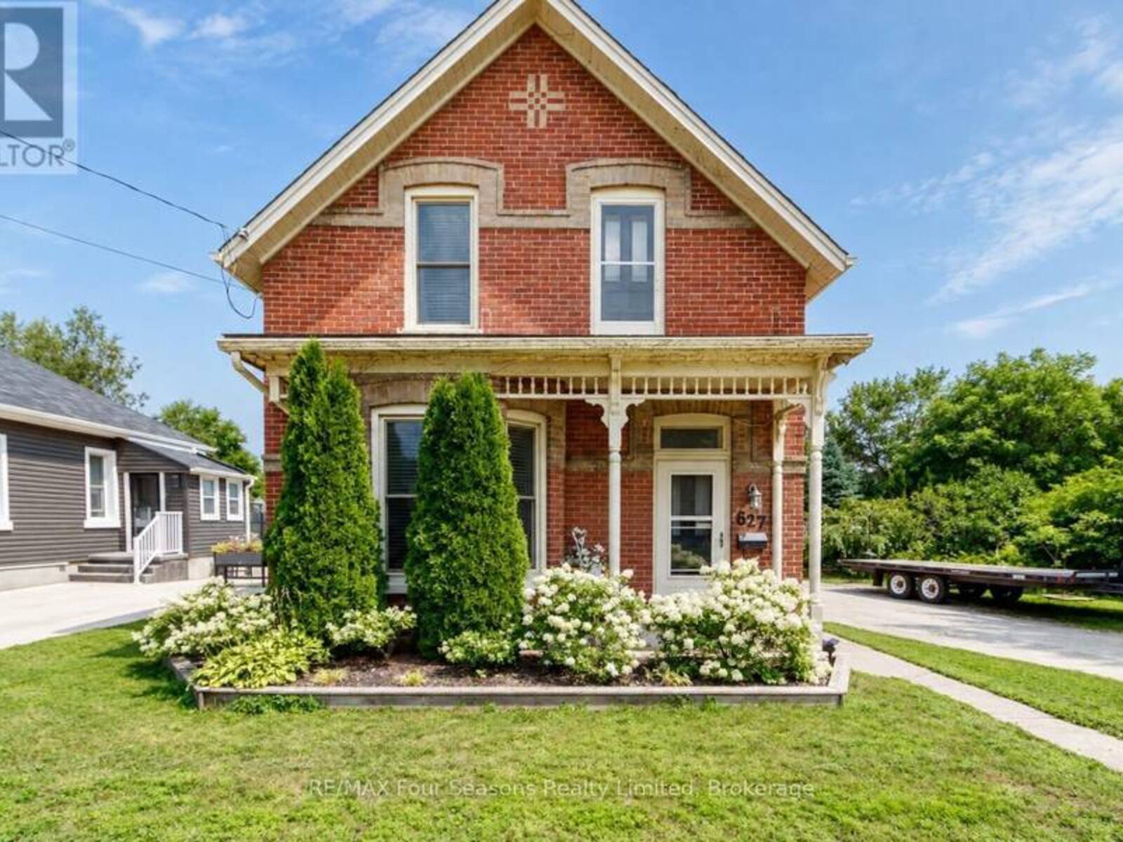 627 SAINT MARIE STREET, Collingwood, Ontario L9Y 3L4