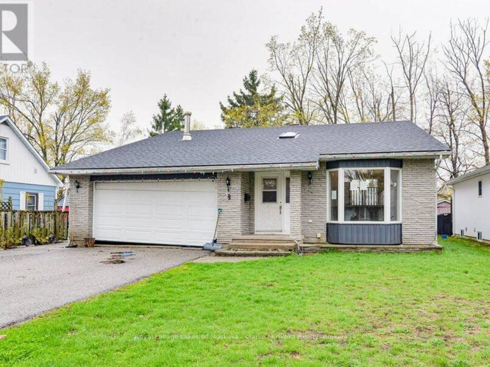 8 EDNA STREET, Orillia, Ontario L3V 6G4