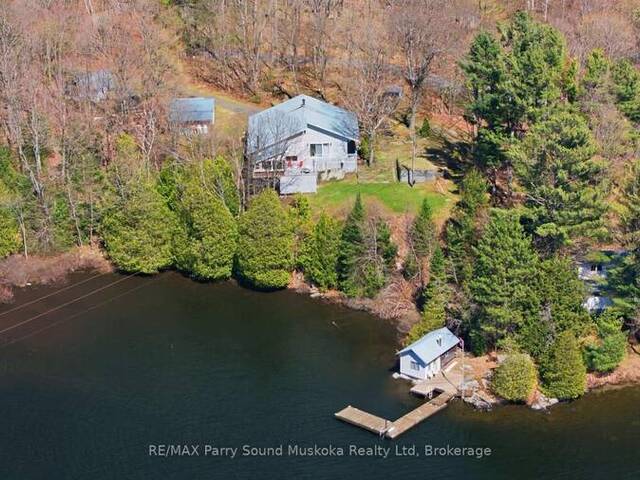 39 LITTLE FINLAND ROAD Seguin Ontario, P2A 0B2 - 4 Bedrooms Waterfront Home For sale