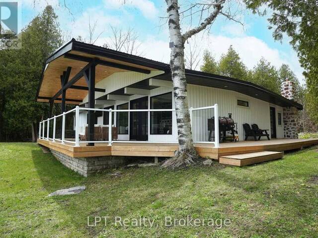 193 TAMARAC ROAD Lion's Head Ontario, N0H 1W0 - 5 Bedrooms Waterfront Home For sale