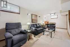 2 WOODBOROUGH ROAD | Guelph Ontario | Slide Image Thirty-two