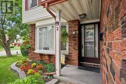 2 WOODBOROUGH ROAD | Guelph Ontario | Slide Image Four