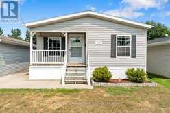 110 ROSEWOOD DRIVE | Owen Sound Ontario | Slide Image Three