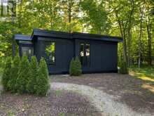 33 ST. LAURENT BOULEVARD | Tiny Ontario | Slide Image One