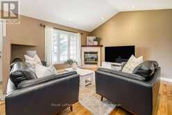 28 MARL CREEK DRIVE | Springwater Ontario | Slide Image Eight