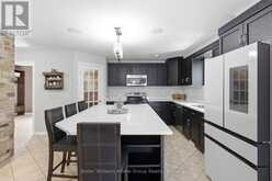 30 INETT WAY | Fergus Ontario | Slide Image Thirteen