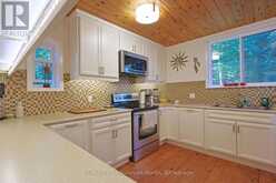 1365 DICKIE LAKE ROAD | Baysville Ontario | Slide Image Nineteen