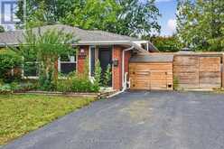 408 WALNUT STREET | Collingwood Ontario | Slide Image Three