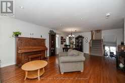 2591 7TH AVENUE E | Owen Sound Ontario | Slide Image Four