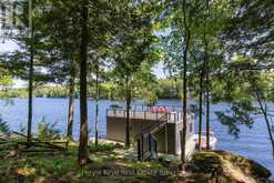 22-26 TAYLOR ISLAND | Gravenhurst Ontario | Slide Image Seventeen