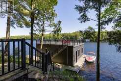 22-26 TAYLOR ISLAND | Gravenhurst Ontario | Slide Image Twenty