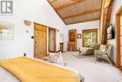 22-26 TAYLOR ISLAND | Gravenhurst Ontario | Slide Image Thirty-nine