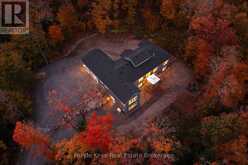 103 GRANITE DRIVE | Huntsville Ontario | Slide Image Three
