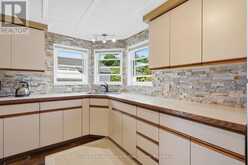 9 BASSWOOD ROAD | Puslinch Ontario | Slide Image Eight
