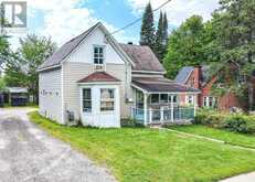 34 YOUNG STREET | Bracebridge Ontario | Slide Image One