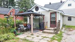 34 YOUNG STREET | Bracebridge Ontario | Slide Image Seven
