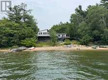 A60-17 PENTECOST ISLAND | Pointe au Baril Ontario | Slide Image One