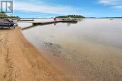 A60-17 PENTECOST ISLAND | Pointe au Baril Ontario | Slide Image Forty