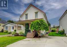 618 8TH AVENUE | Hanover Ontario | Slide Image Three