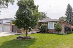 229 BRIARHILL DRIVE | Stratford Ontario | Slide Image Two