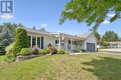 90 WHITE BARK WAY | Centre Wellington Ontario | Slide Image Three