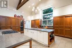 160 GRAND CYPRESS LANE | The Blue Mountains Ontario | Slide Image Fifteen