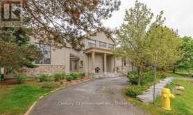 160 GRAND CYPRESS LANE | The Blue Mountains Ontario | Slide Image Two