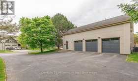 160 GRAND CYPRESS LANE | The Blue Mountains Ontario | Slide Image Three